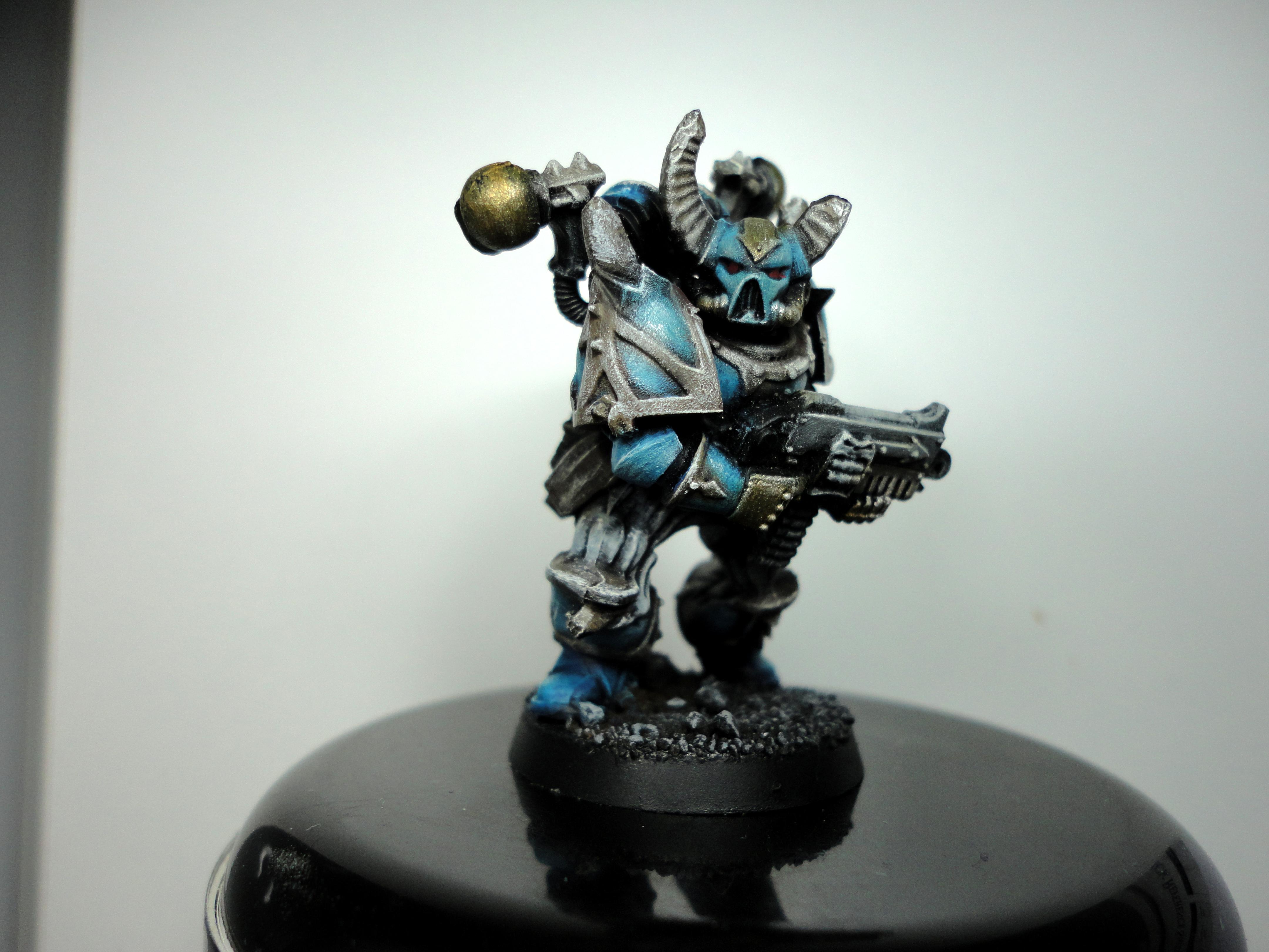 chaos space marines figures
